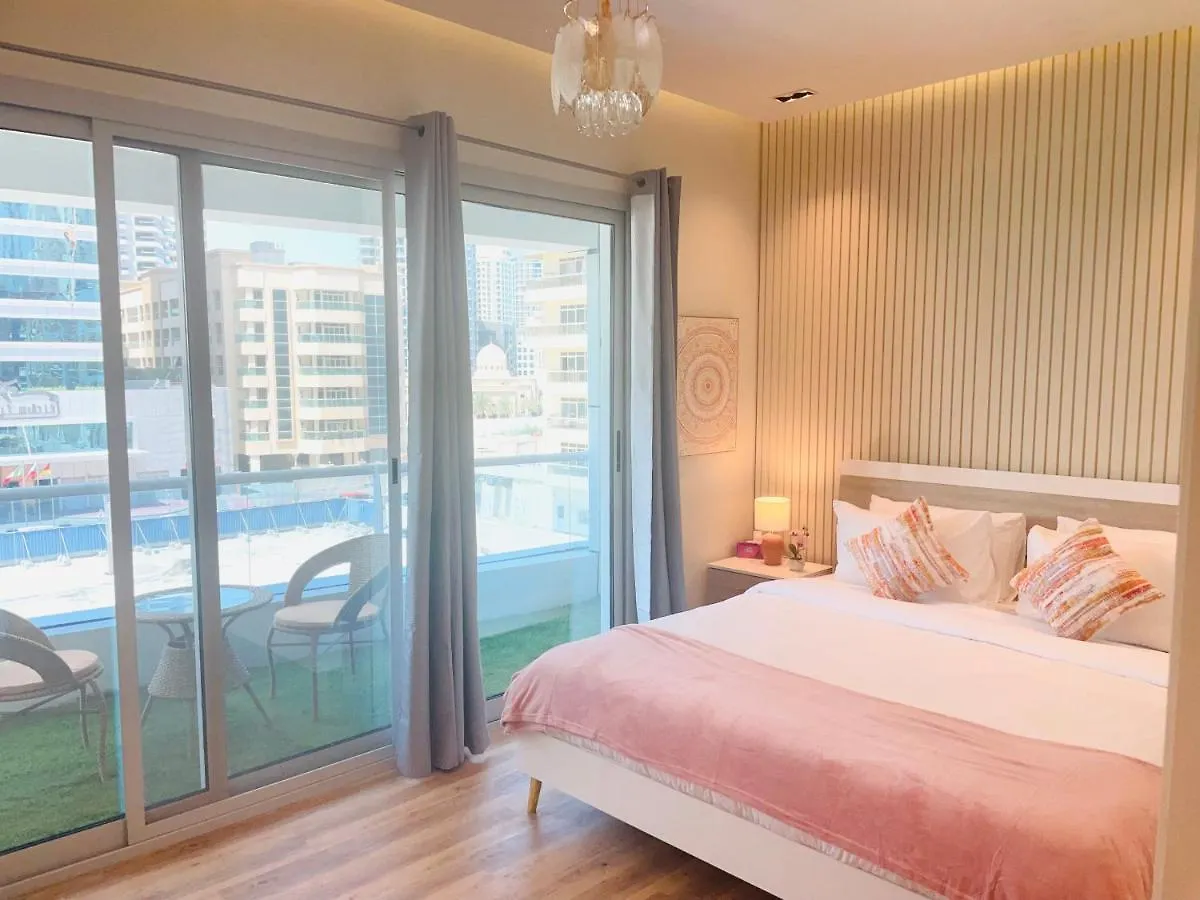 Diamond Plaza - 1Br Apartment In Dubai Marina